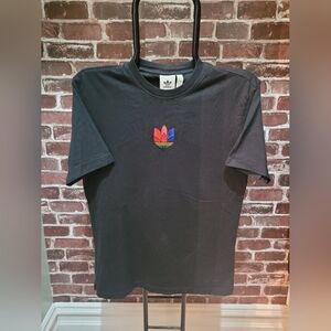 Adidas Tshirt